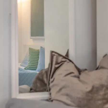 Ruhig Mod Appartement,privater Eingang Apartment *