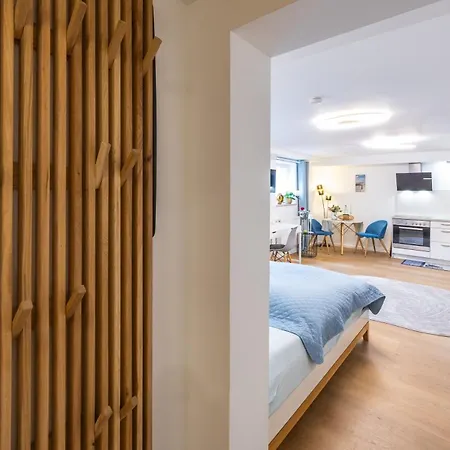 Ruhig Mod Appartement,privater Eingang 公寓