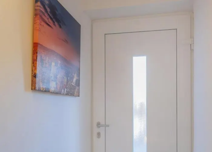 Ruhig Mod Appartement,privater Eingang Oberhaching